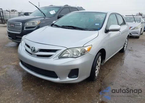 2013 Toyota Corolla Le z USA, uszkodzony, nr VIN 2T1BU4EEXDC090312